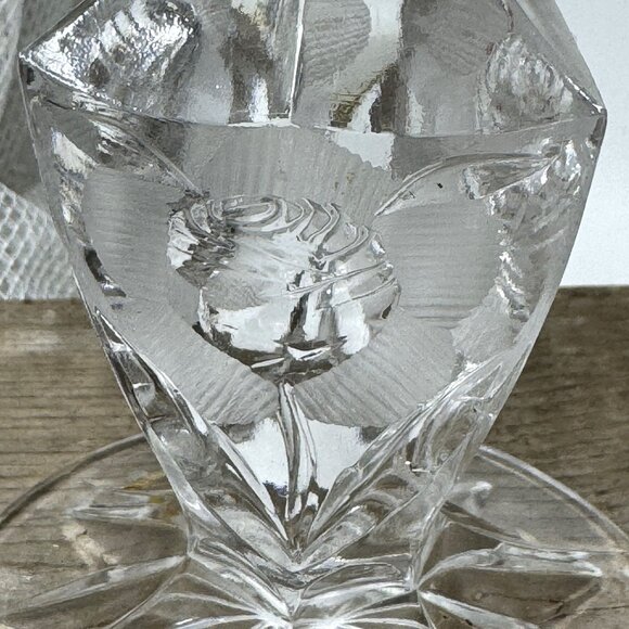 Vintage Crystal Candle Holders Set Of 2 Etched Floral Design Clear Glass Elegant - Picture 6 of 7